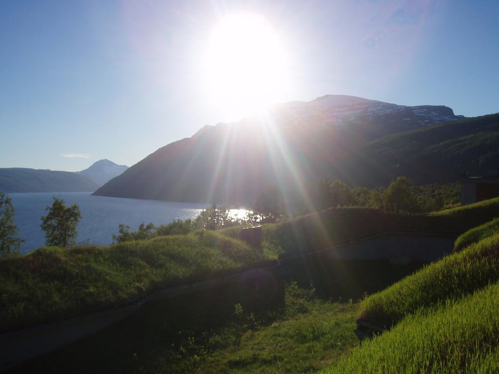 Fjellkysten Тенневолл Экстерьер фото